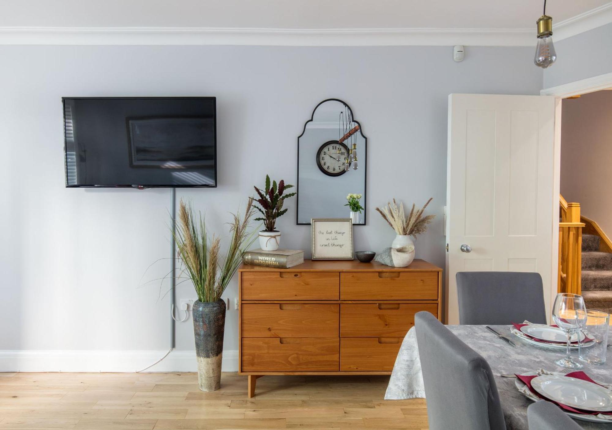Spacious Quiet 4Bedrooms 6Beds House With Private Garage 5Min Walk To Paddington Station ロンドン エクステリア 写真