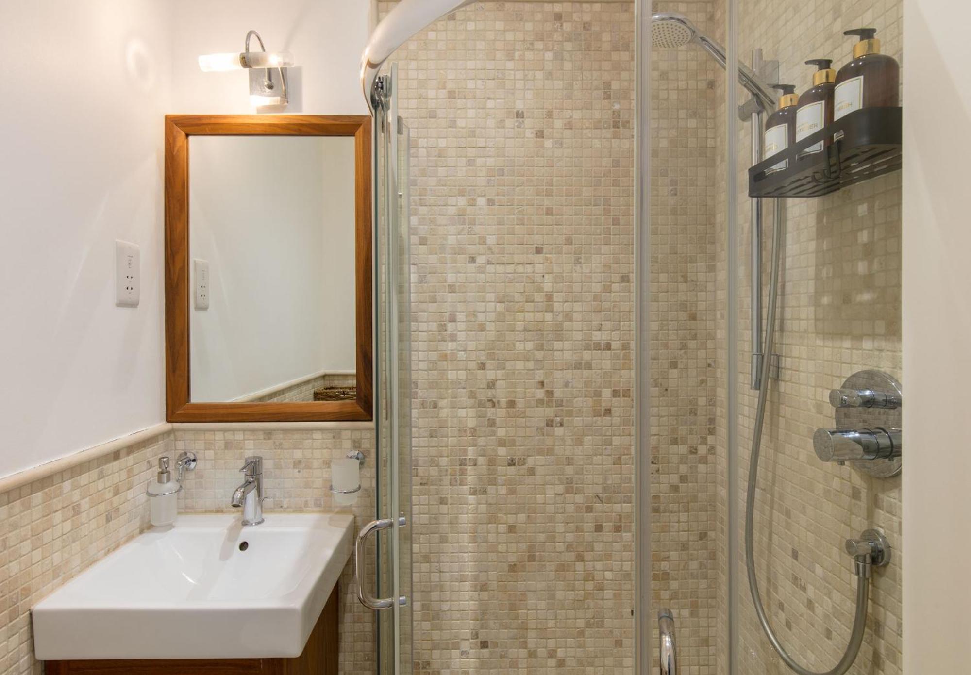 Spacious Quiet 4Bedrooms 6Beds House With Private Garage 5Min Walk To Paddington Station ロンドン エクステリア 写真